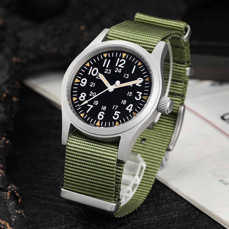 Militado Ml05 Vintage Field Wa - đánh giá và giá Luxury Watch With Arabic Numerals