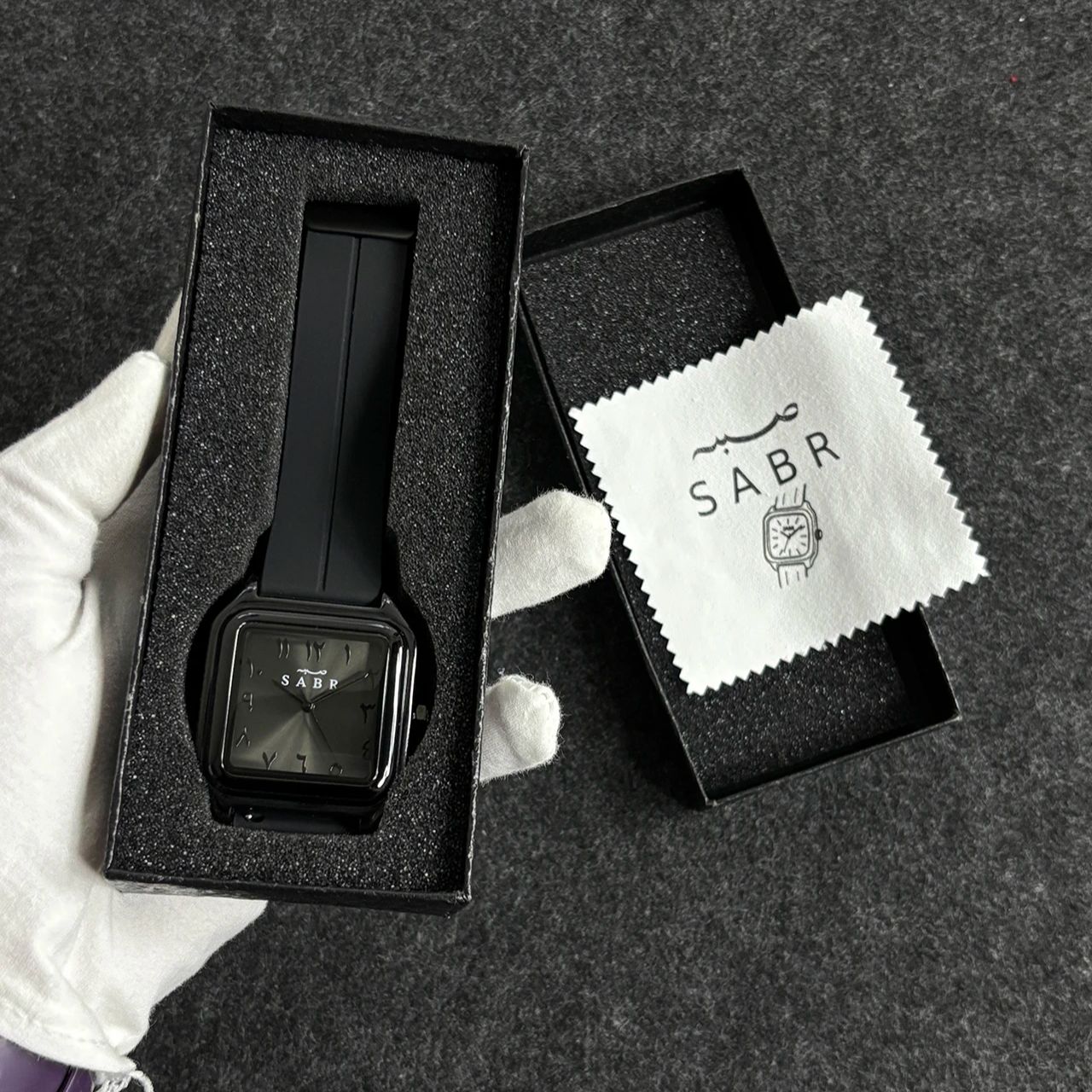 SABR Arabic Numeral Watch Men  - đánh giá và giá Luxury Watch With Arabic Numerals