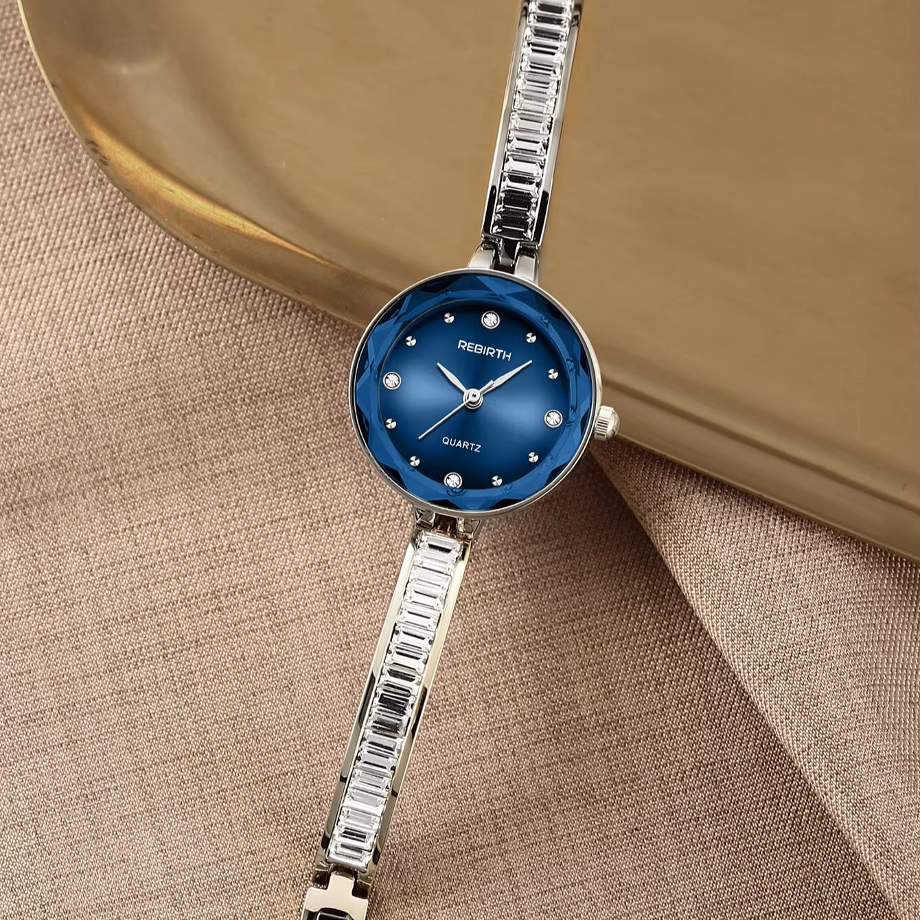 Light Luxury Cut Blue Glass Di - đánh giá và giá Luxury Watch Diamond